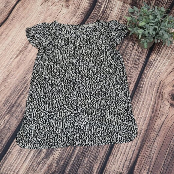 LOFT Tops - Ann Taylor LOFT Women's Short Cap Sleeve Black & White Print Top Size XS